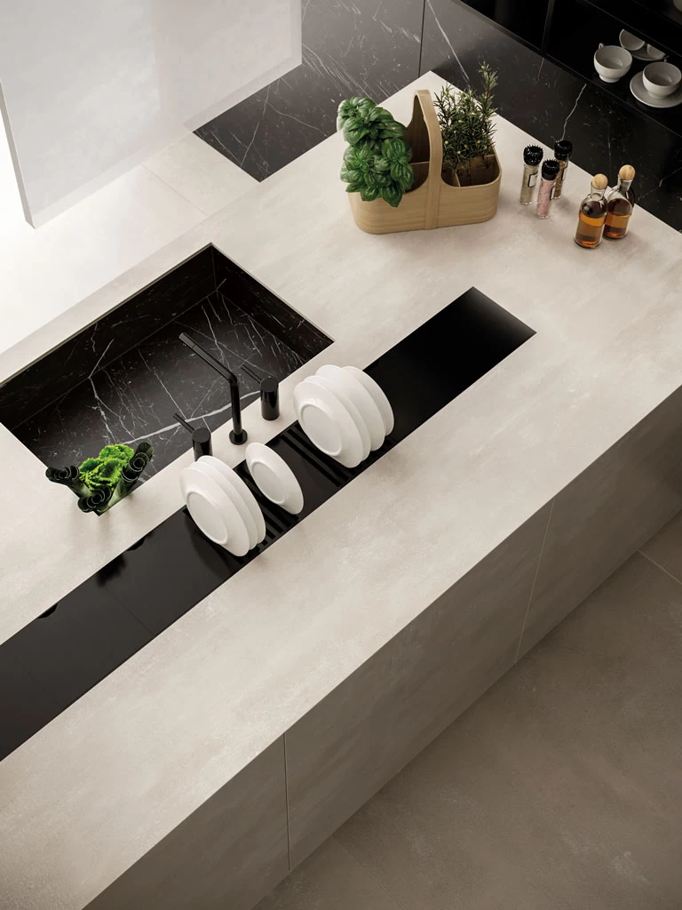 concrete-effect-stoneware-slabs-kitchen-wall-tiling