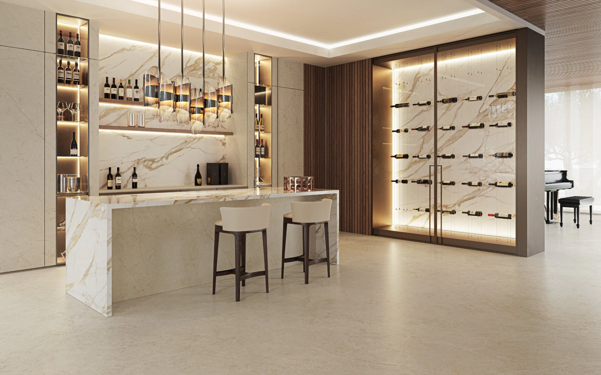 Wine bar elegante con bancone e parete rivestiti in gres effetto marmo Calacatta Oro di Atlas Plan, abbinati a legno scuro e pavimento dai toni caldi.