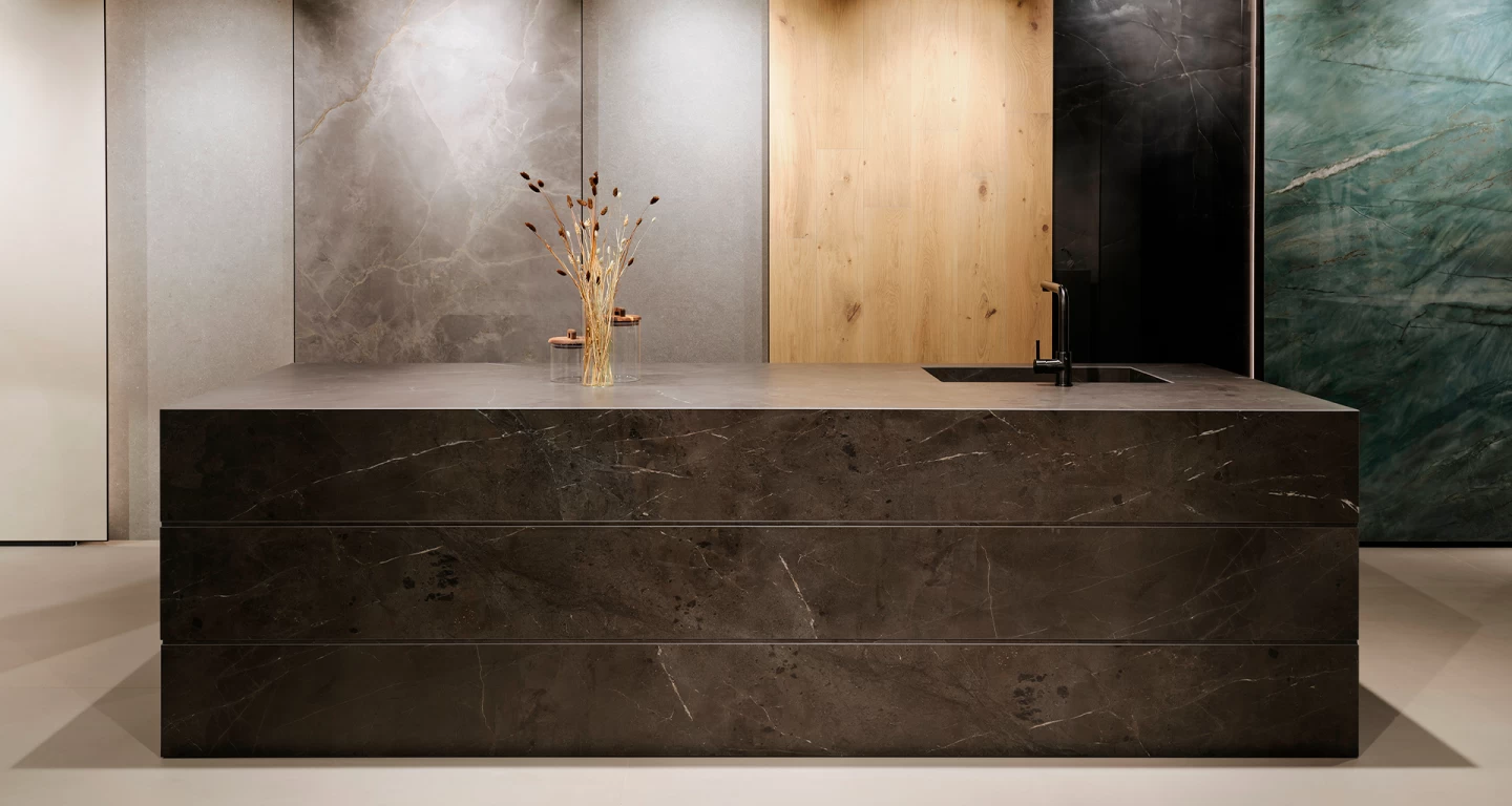 Interior of the new Atlas Plan Studio in Paris, featuring porcelain tile surfaces.