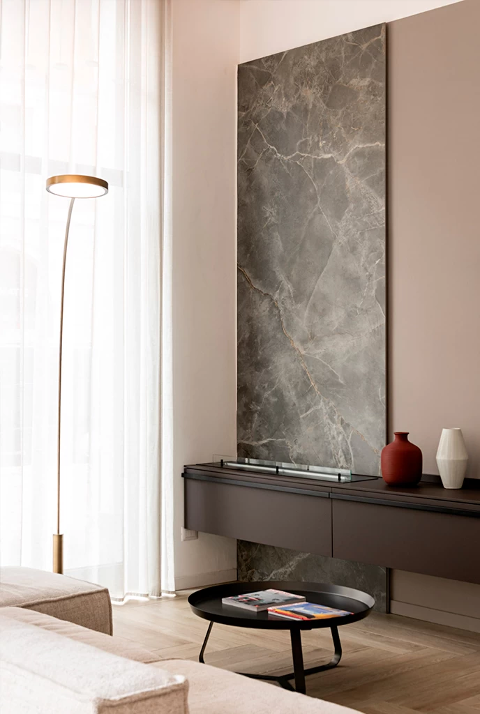 Kitchen table with marble-effect porcelain stoneware surface Precious Brown