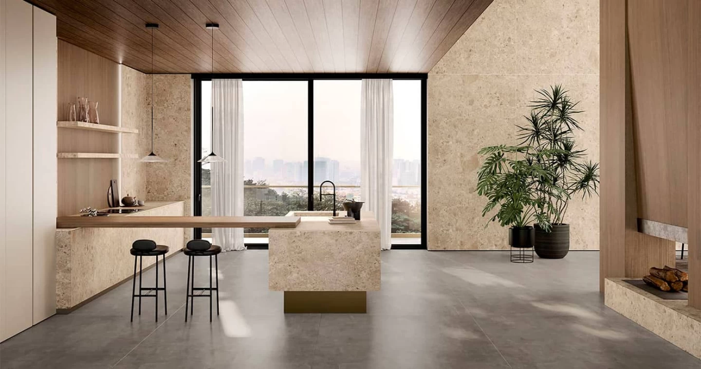 Superfici ceramiche che connettono arredi e ambienti