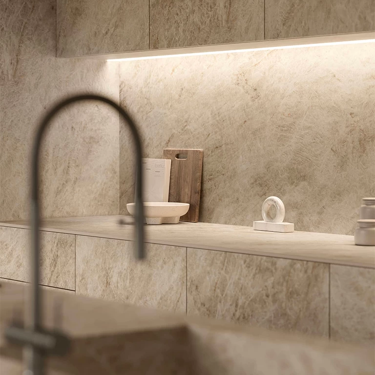 Произведение Sun-Ra Life с рассеянным и обволакивающим светом