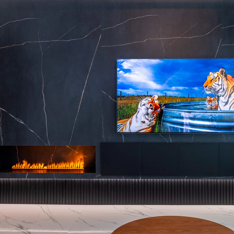 Modern living-room with black marble surfaces with stunning visual effect